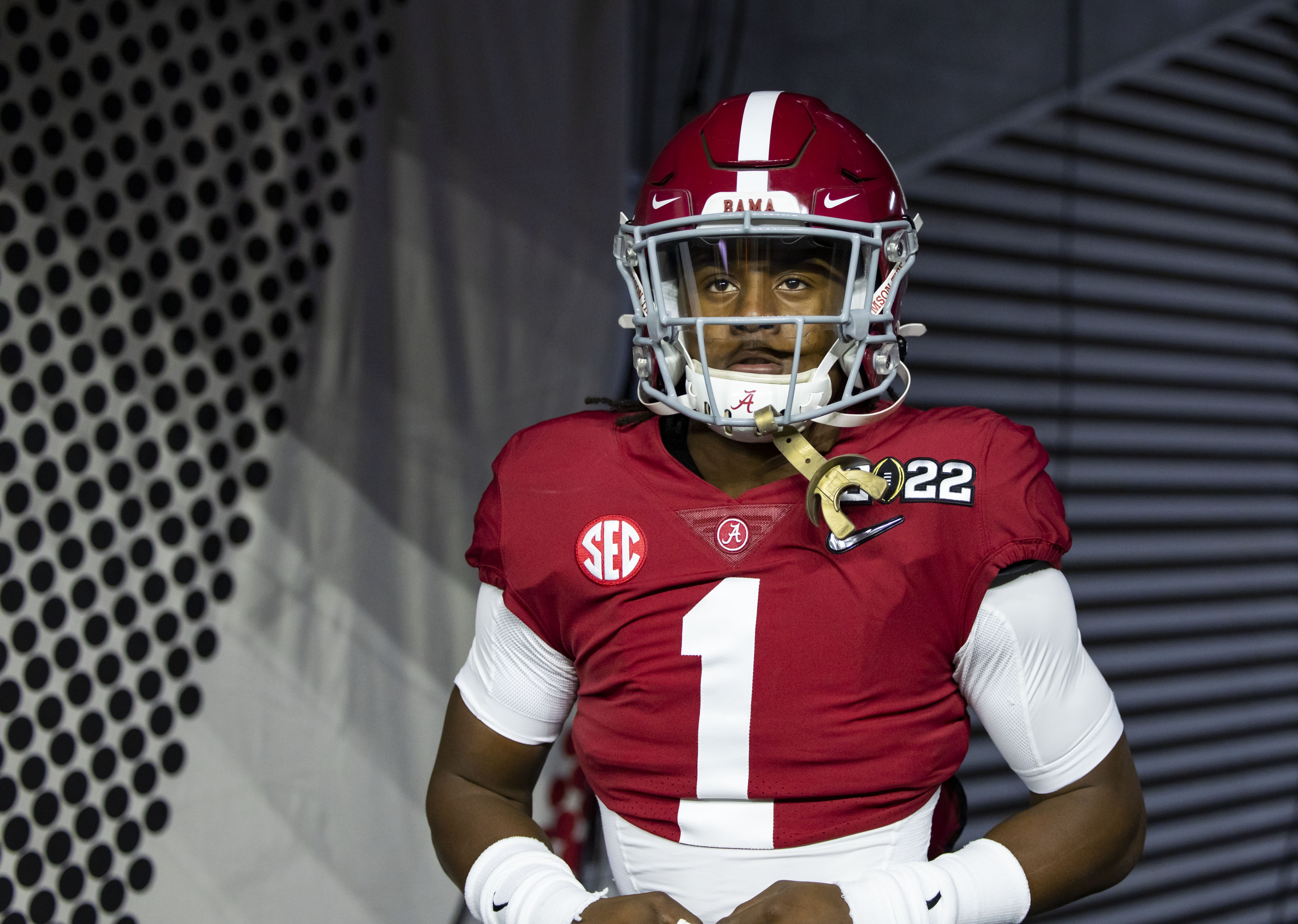 Kool-Aid McKinstry could be a potential target for the Los Angeles Rams in the 2024 NFL Draft. 